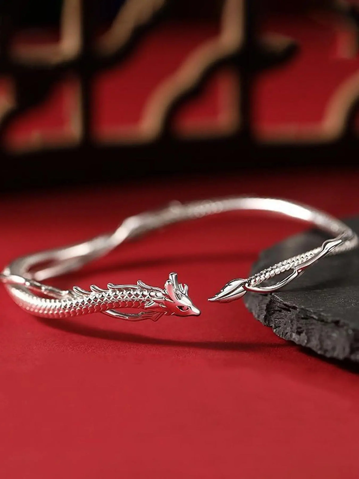 Vintage Dragon Design Adjustable Open Bracelet, Adjustable Minimalist Bangle, Creative and Unique Women's Daily Commute Accessory, Versatile Fashion Jewelry