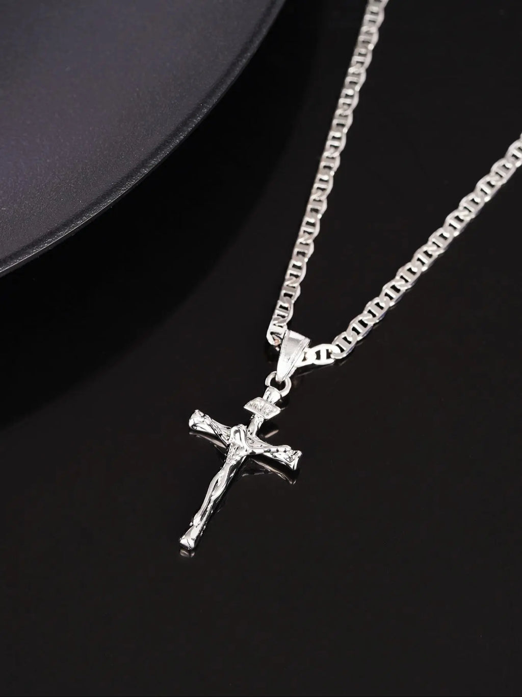 Women's Elegant Cross Pendant Necklace, Dainty Coptic Cross Design, Trendy All-Match Faith Jewelry for Party & Daily Wear, Exquisite Birthday Gift