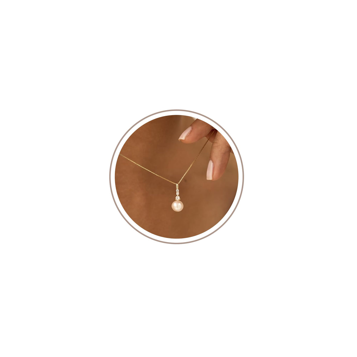 Freekiss Gold Pendant Necklace for Women, Dainty Diamond Necklaces for Women Simple 14K Gold Plated Paperclip Choker Necklaces Cute Minimalist Open Oval Necklaces Gold Jewelry for Women Gifts