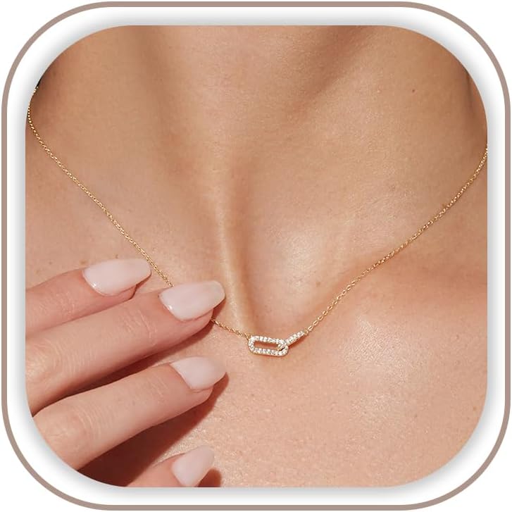 Freekiss Gold Pendant Necklace for Women, Dainty Diamond Necklaces for Women Simple 14K Gold Plated Paperclip Choker Necklaces Cute Minimalist Open Oval Necklaces Gold Jewelry for Women Gifts