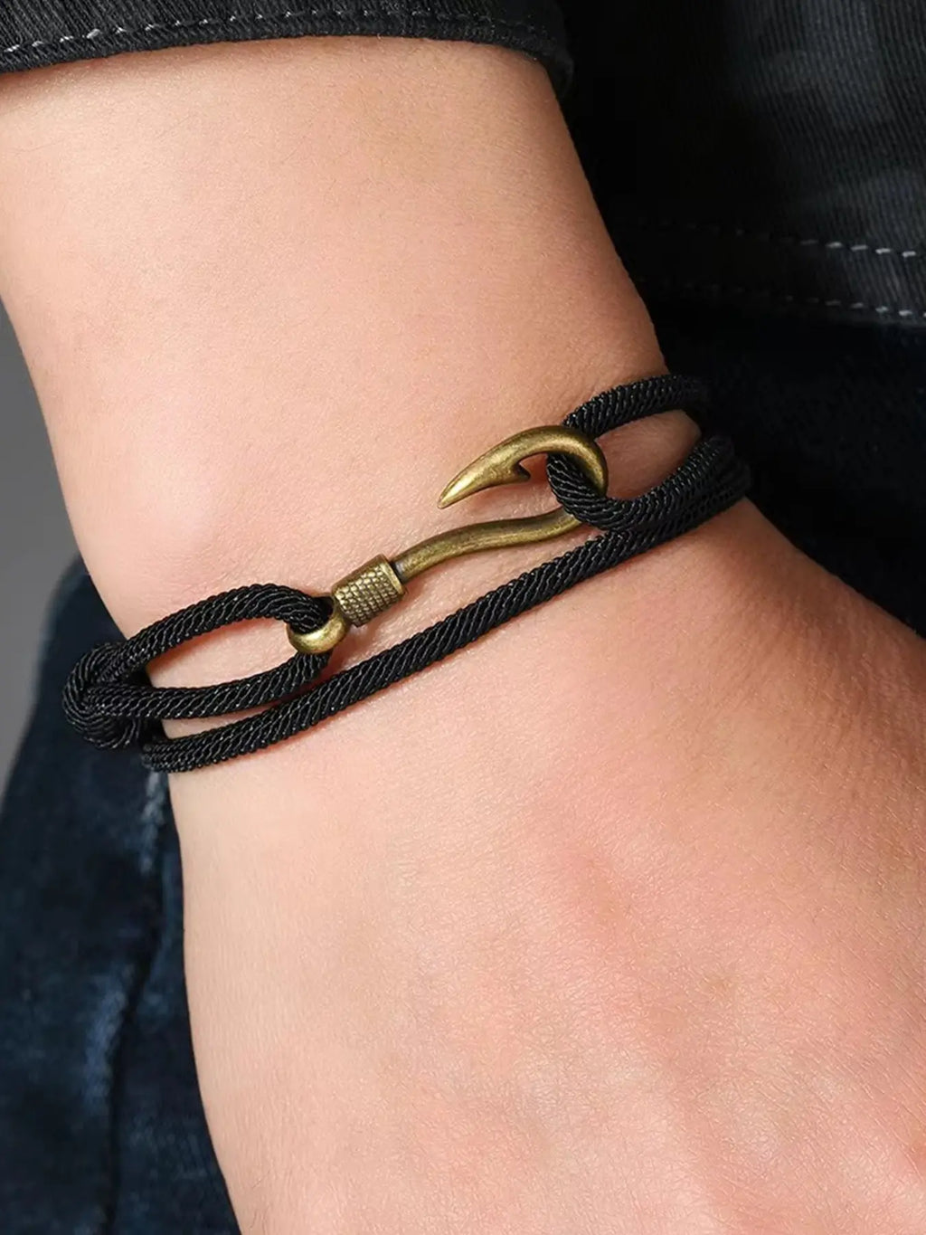 Fashionable retro fish hook anchor chain bracelet jewelry, with double-layer adjustable milan rope, unisex braided bracelet, is an ideal choice for sailing adventures and gifts