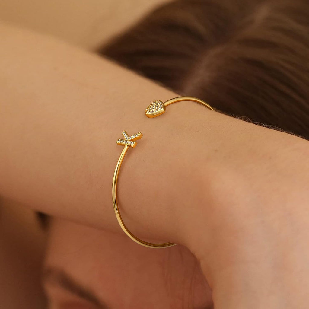 Gold Initial Bracelets for Women Girls, 14K Gold Plated Gold Bangle Bracelets for Women Girls Dainty Gold Initial Bracelets Heart Bracelets for Women Girls Bridesmaids Bracelets Gifts