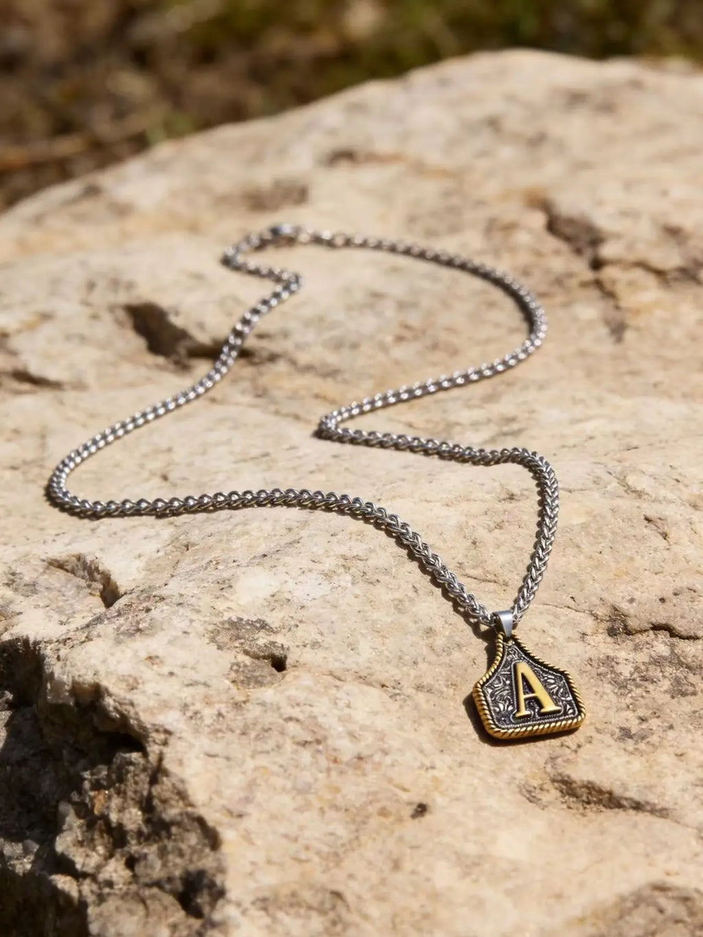 Vintage Western Style Letter Necklace, Handmade Metal A-Z Initial Alphabet Detail Pendant Necklace for Women and Men