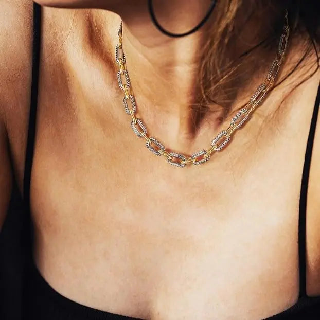 Aprilery Trendy Two-Tone Chain Necklace for Women - 18.9 Inch Silver & Gold Link Design, Hypoallergenic & Durable, Perfect Gift for Special Occasions